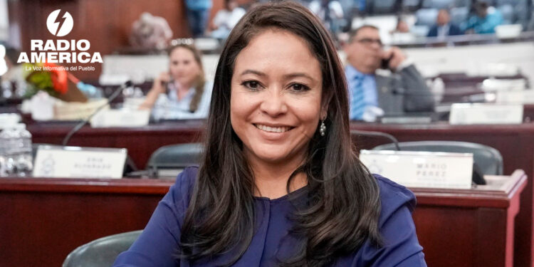 Merary DÃaz dice que el presidente Asfura puede remover y separar a ministros que no den el ancho