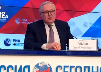 Rusia denuncia "cinismo" de Estados Unidos, que bloquea a Cuba y le propone diálogo