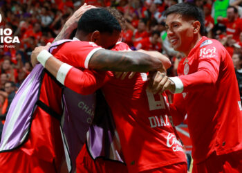 Toluca vence a Tigres en penaltis y es campeón de la Copa de Campeones de la Concacaf
