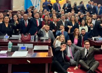 Bancada liberal analiza nombramientos de entes electorales
