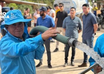 Por escasez de agua alcaldía capitalina distribuye 13,000 galones