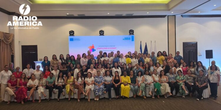 Mujeres líderes debaten participación política en congreso de la ONU en Tela