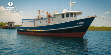 Hallan con vida a los tripulantes de un barco desaparecido en el Caribe, según familiares