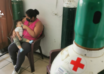 Tras fallecimiento de gemelos pediatras del materno llaman a vacunar contra la tosferina