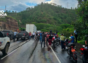 Al menos siete policías muertos y diez lesionados en un accidente de tráfico en Honduras