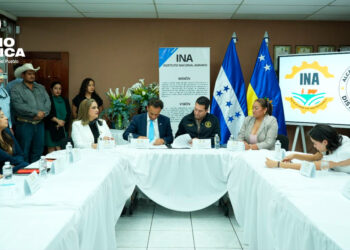AMDC e INA firman convenio para impulsar titulación y regularización de tierras en aldeas y caseríos del Distrito Central