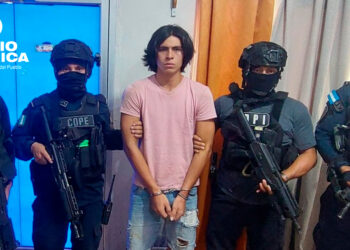 Policía de Honduras captura a segundo sospechoso por masacre en finca de palma africana en Colón