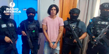 Policía de Honduras captura a segundo sospechoso por masacre en finca de palma africana en Colón