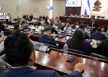 El Congreso hondureño blinda al sector agroindustrial frente a las invasiones de tierras