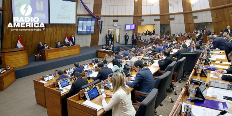 Diputados paraguayos elevan de 8 a 10 años la pena máxima de cárcel para adolescentes