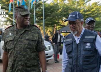 Jefe de la OMS alerta de que muchos contactos con enfermos de ébola no han sido rastreado