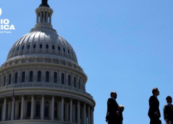 Senado de EEUU aprueba paquete de 70.000 millones de dólares para operaciones migratorias