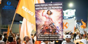 Perú vota para elegir entre Fujimori y Sánchez a su noveno presidente en diez años