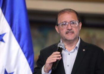 Leonardo Deras: La ENEE pierde 1,300 millones de lempiras al mes