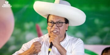 Candidato Sánchez insiste en anular el voto en el exterior que favorece a Fujimori