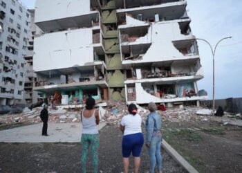 Redes sociales, el otro canal de los venezolanos para buscar a desaparecidos tras sismos