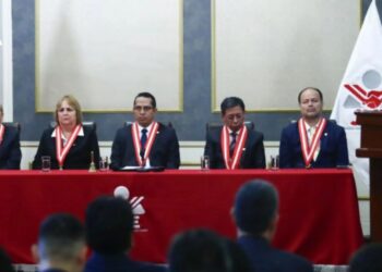 Jurado electoral de Perú espera proclamar resultados de elección presidencial el 3 julio