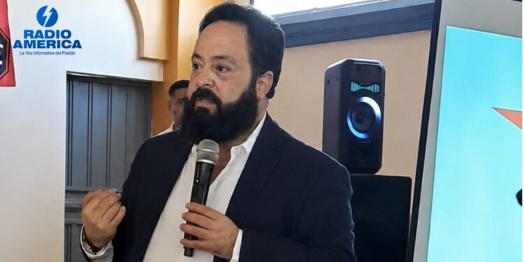 Luis Redondo: Futuro del sector energético  no puede limitarse a consignas ideológicas e inversión extranjera