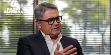 Apoderado legal de Juan Orlando Hernández le solicita a la CSJ revoquen la orden de captura para que ingrese al país sin ser capturado