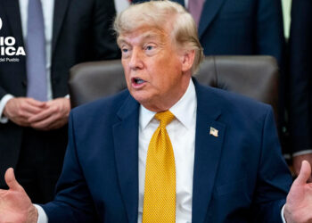 Trump subraya que EE.UU. tiene "control total" del estrecho de Ormuz