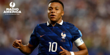 3-0. Francia se instala en dieciseisavos con goleada a Irak y doblete de Mbappé