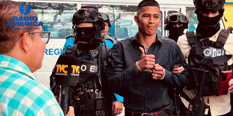 Ordenan detención de El Gato Negro, presunto autor de masacre de 20 personas en Honduras