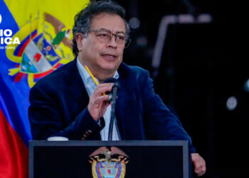 Petro pide a Colombia "votar en plena libertad" tras respaldo de Trump a De la Espriella