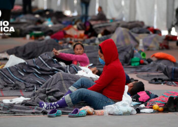 La detención de migrantes centroamericanos en EE.UU. y México cayó un 67 % frente a 2025