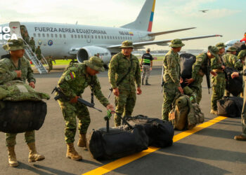 Ecuador despliega 13.000 militares en 4 provincias para reforzar operaciones contra crimen