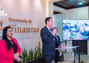 Secretario de Finanzas recibe con "satisfacción" la aprobación la cuarta y quinta revisión del programa económico con el FMI