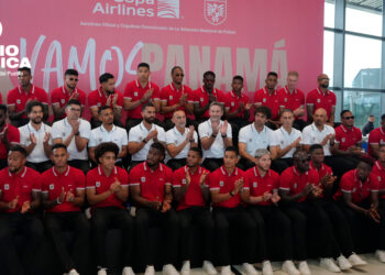 Entre aplausos y banderas, Panamá emprende el viaje hacia el Mundial 2026