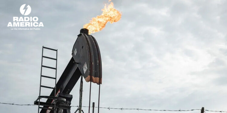 El petróleo de Texas baja un 5,8 %, hasta 76 dólares, por el acuerdo de paz entre Estados Unidos e Irán