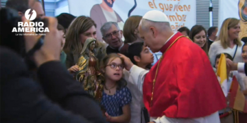 El papa inicia su visita a España