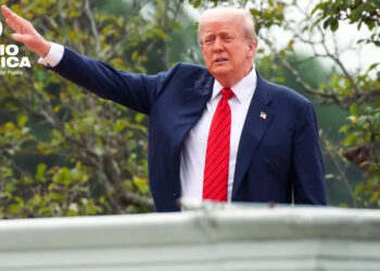 Donald Trump asegura que no habrá peajes en el estrecho de Ormuz