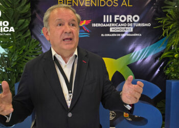 Iberoamérica tiene soluciones que aportar a los retos del turismo, dice secretario de CEIB