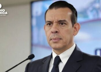 Ley del sector eléctrico y de incentivos se tienen que presentar al mismo tiempo, de acuerdo al AHER