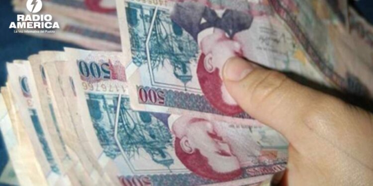 La deuda pública registra un aumento y alcanza los 18,454 millones de dólares, según FOSDEH
