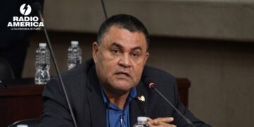 Cirugías bajo emergencia sanitaria se pagan por encima de su costo real, afirma el diputado Carlos Umaña