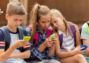 El Reino Unido prohibirá mañana el uso de redes sociales a los menores de 16 años