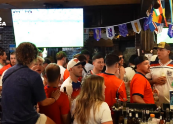 Aficionados del Inglaterra-Croacia bebieron 45.349 cervezas en un bar cercano al estadio