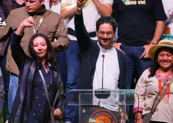 Cepeda reconoce resultado preliminar en Colombia pero dice que impugnarán 33.000 mesas