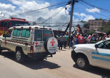 Aumentan a ocho los muertos tras el choque de una volqueta en la colonia Villa Nueva de Tegucigalpa