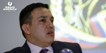 ONG denuncia amedrentamiento y destrozos a vehículo de exdiputado que regresó a Venezuela