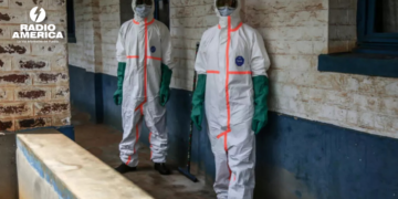 OMS rastrea posibles contactos de un enfermo de ébola que viajó a Emiratos Árabes Unidos