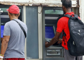 Visa y Mastercard dejan de operar en Cuba por las sanciones, informa el Banco Central