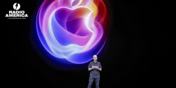 Apple renueva su estrategia IA y critica la carrera tecnológica «sin sentido» del sector