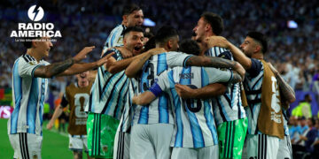 3-2. Argentina suda para pasar a octavos y evita la hazaña de Cabo Verde y ‘Vozinha’
