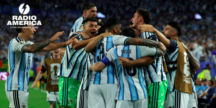 3-2. Argentina suda para pasar a octavos y evita la hazaña de Cabo Verde y ‘Vozinha’