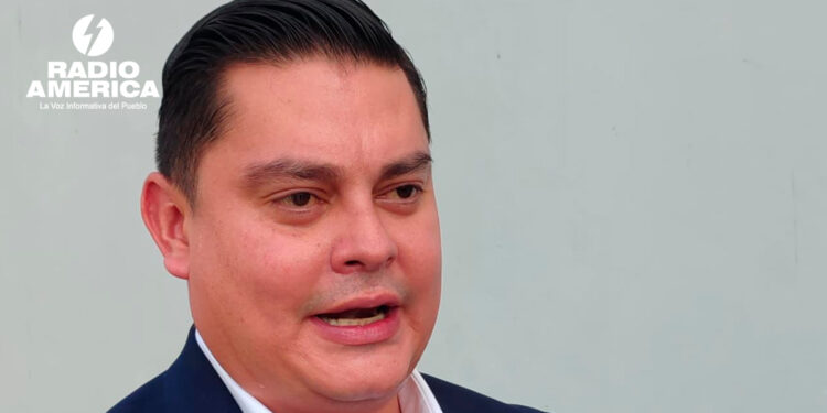 Diputado Arnold Burgos dice que faltan 13 votos liberales para aprobar las reformas al subsector eléctrico