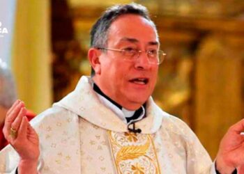 Cardenal hondureño pide solidaridad con víctimas de "horribles terremotos" en Venezuela